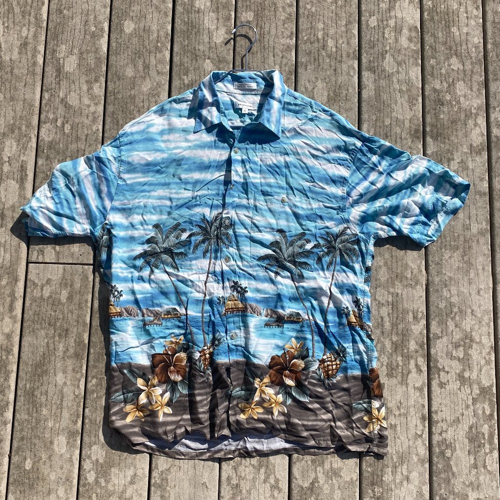 Flowy Hawaiian Button Down Shirt